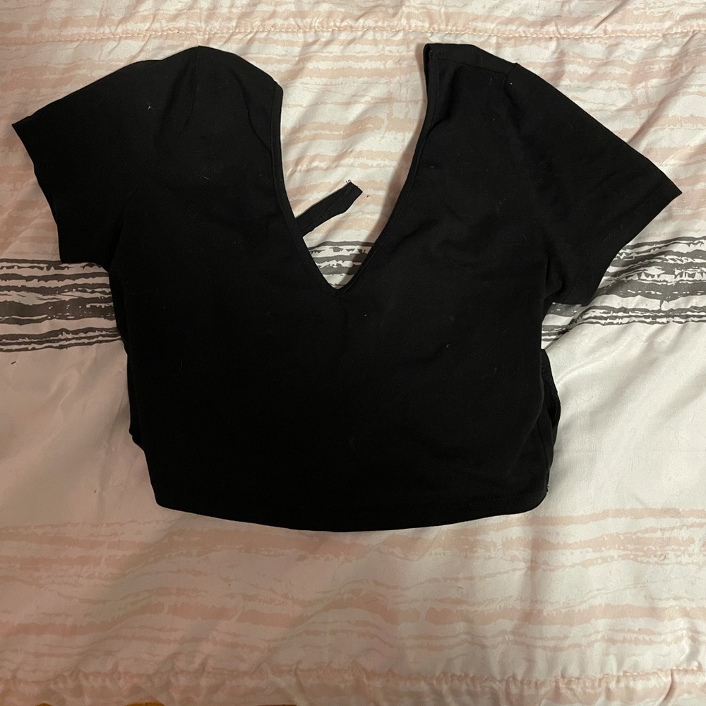🖤 Black crop top 🖤